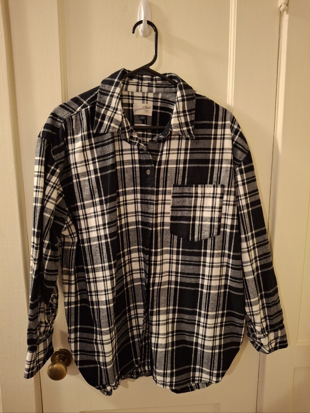 Universal Thread Black and White Plaid Button-Down Shirt
